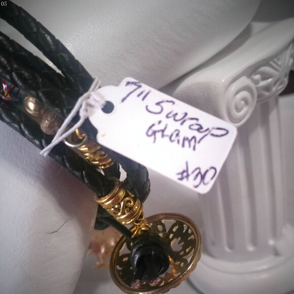 FIVE WRAP GLAM Black Braided Leather Bracelet Embellished with Beads Size 7" - Picture 5 of 5